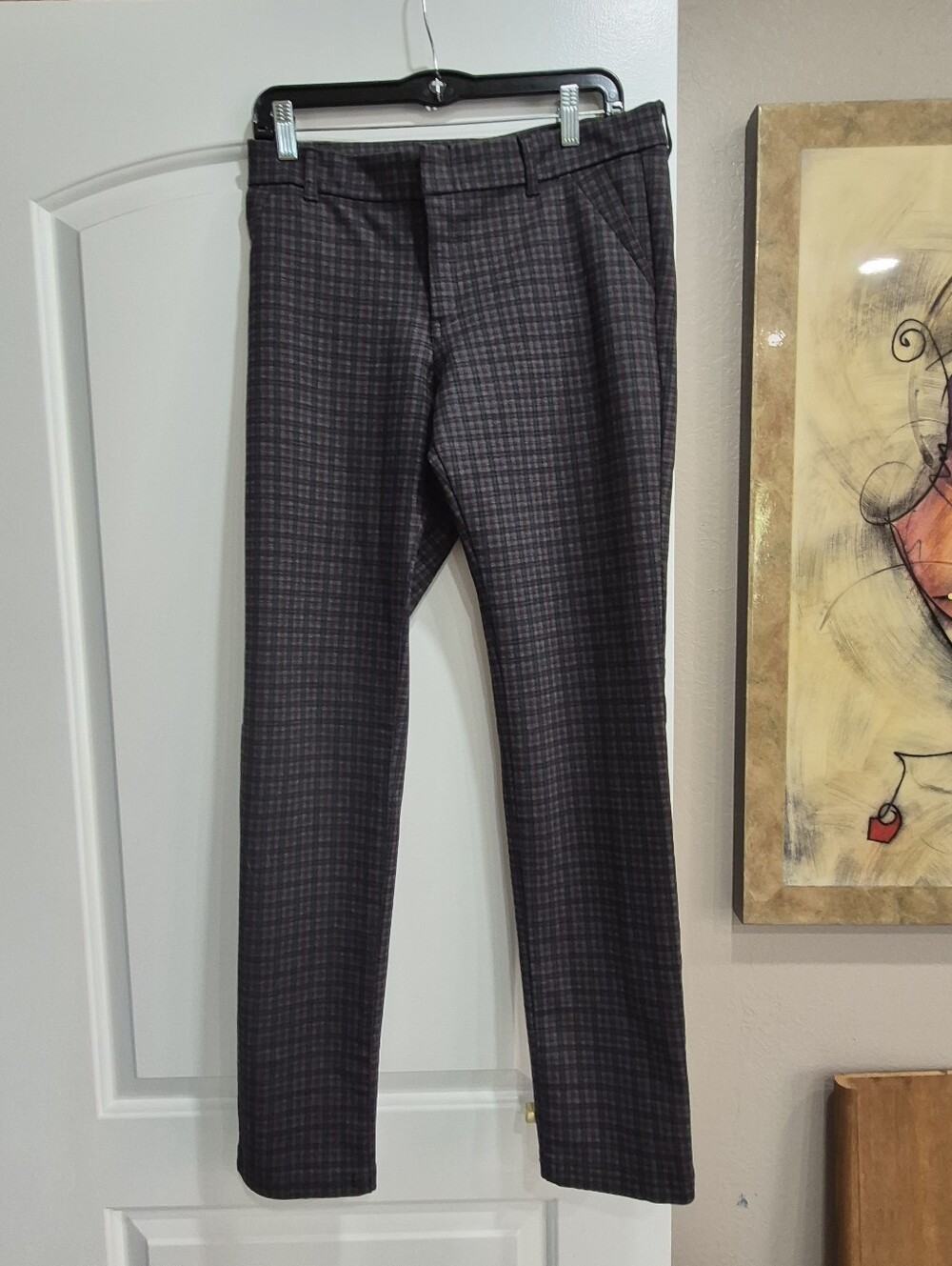 Women's Slim Plaid Pants in Charcoal with Subtle Red Check Size 10